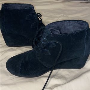 Tom’s ankle boots, size 8.5, black suede!